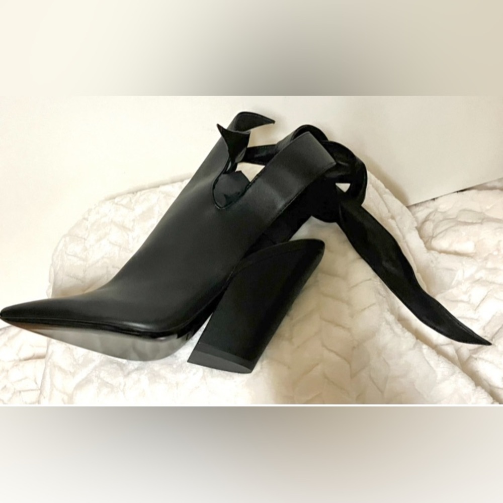 Burberry Amy Black Leather Ankle Tie Strap Booties - Size 6.5 (36.5 Authentic) - Picture 7 of 14